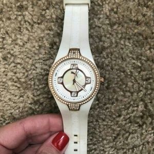Women Puma watch!
